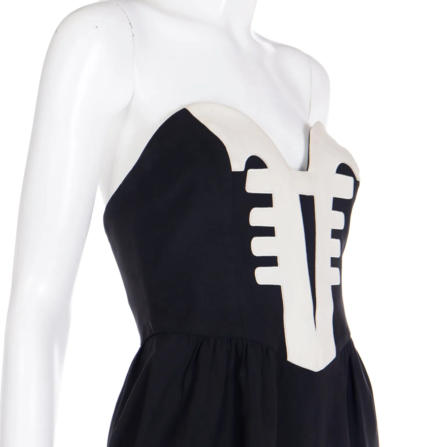 1992 Moschino Couture Spring Summer 1992 Strapless Venetian Gondola Bow Dress