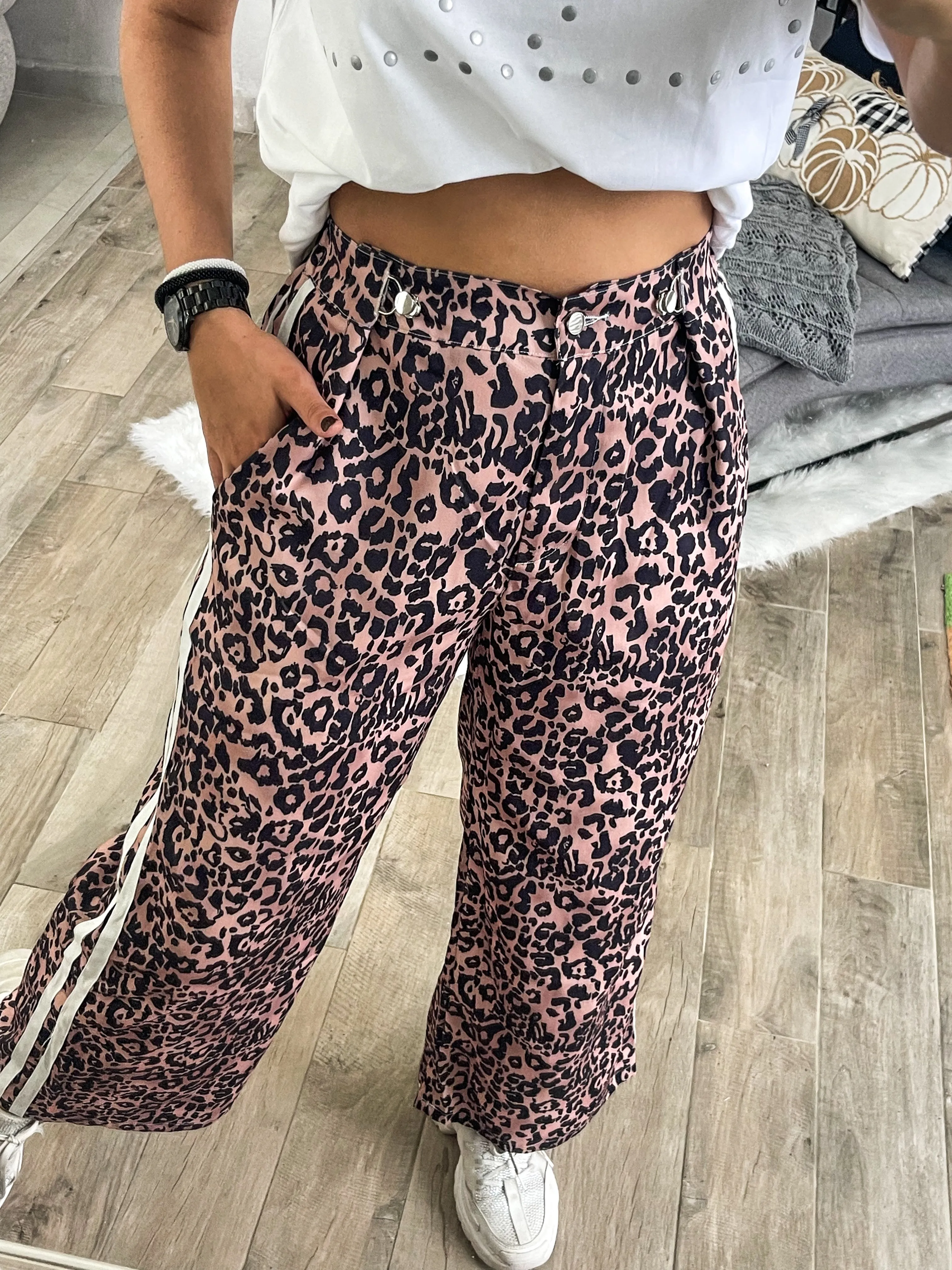LEOPARD SIDE TRACK LINES WIDE LEGGED PANTS