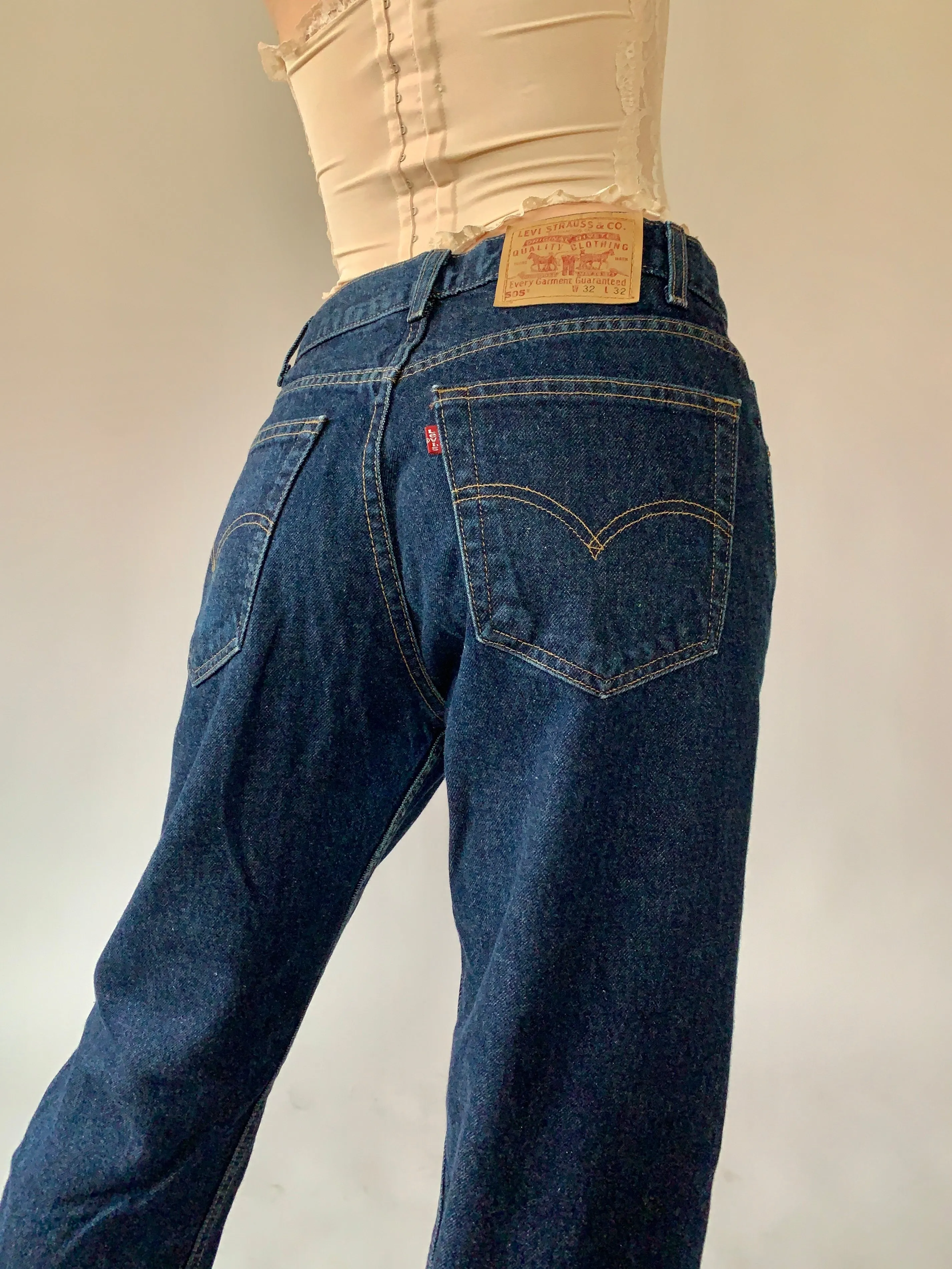 Vintage Levi’s 505 Jeans (M)