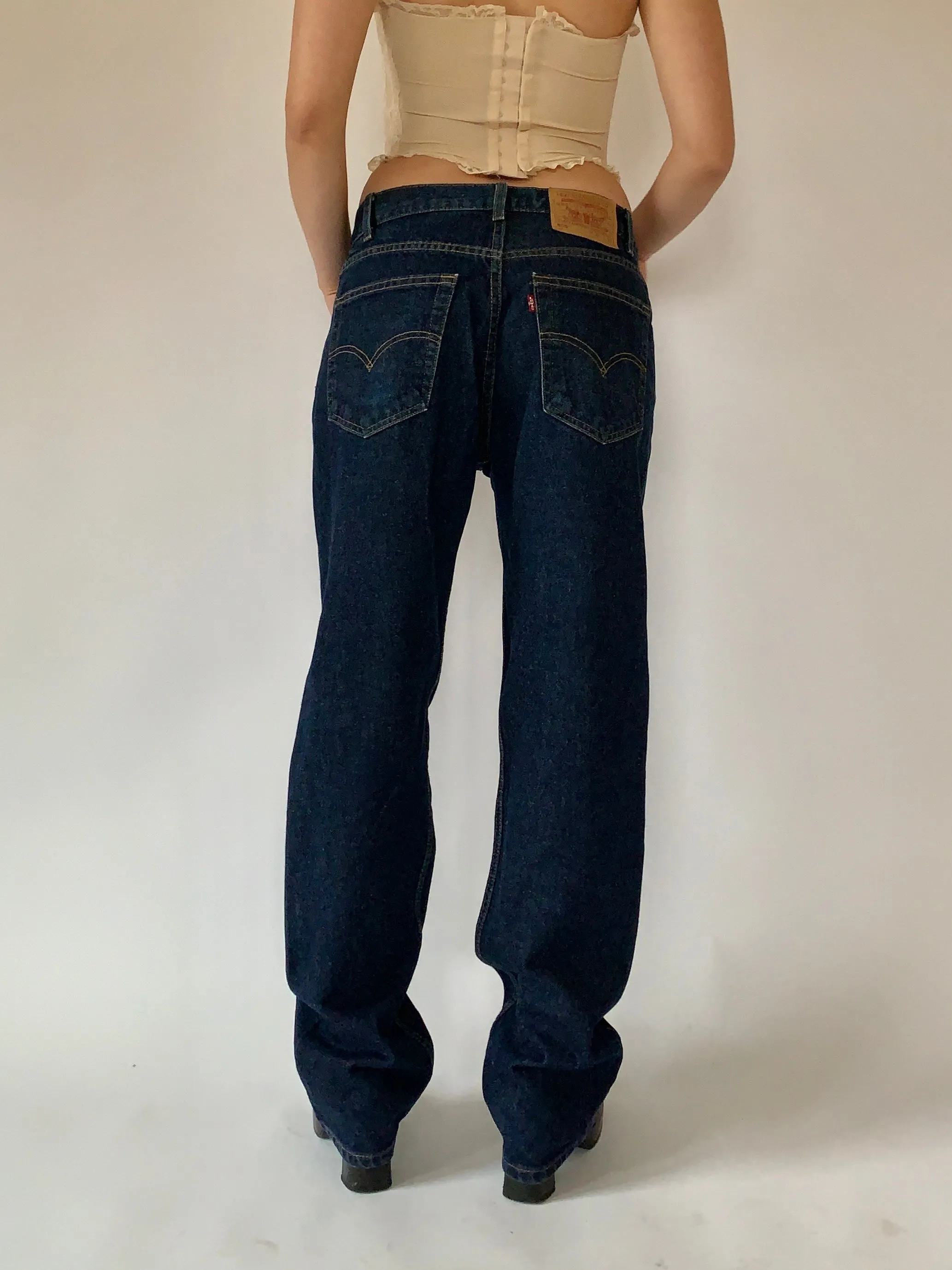 Vintage Levi’s 505 Jeans (M)